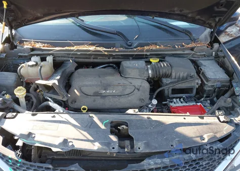 2018 Chrysler Pacifica Touring L Plus из США, поврежденный, VIN 2C4RC1EG1JR106393